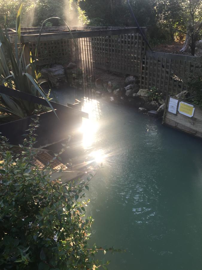 Golden Springs Motel, Holiday Park روتوروا المظهر الخارجي الصورة