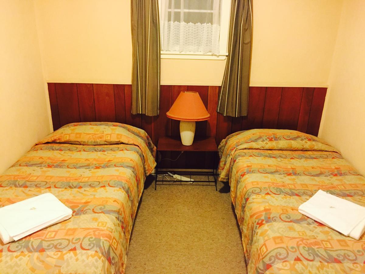 Golden Springs Motel, Holiday Park روتوروا المظهر الخارجي الصورة