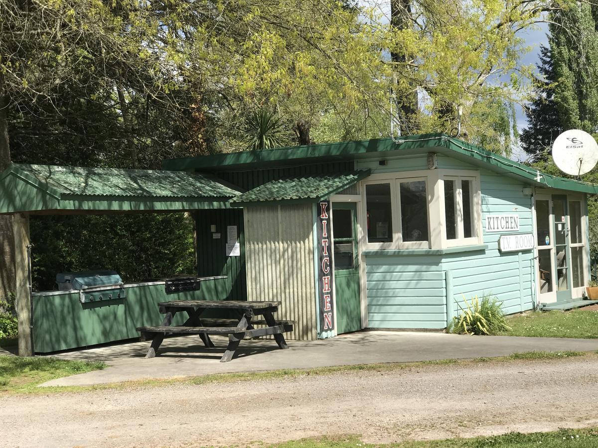 Golden Springs Motel, Holiday Park روتوروا المظهر الخارجي الصورة